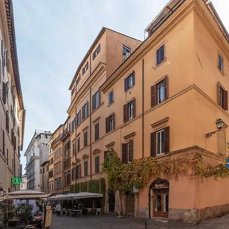 Guesthost - Navona Pretty Řím