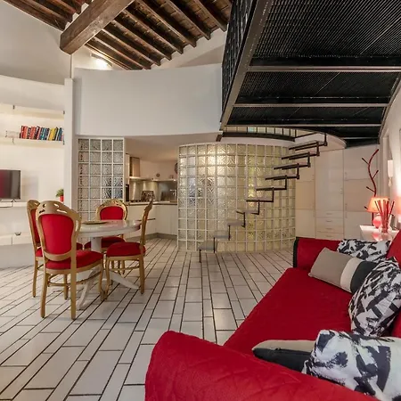 Guesthost - Navona Pretty